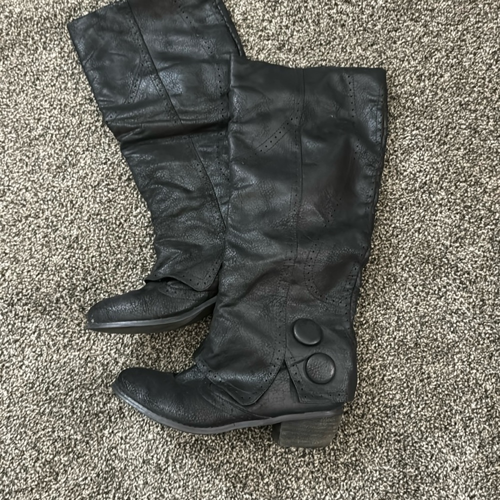 Womens black not rated boots size 8